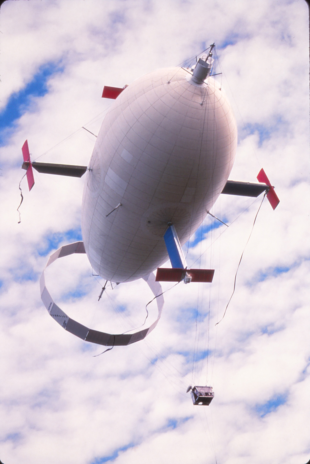 The Cyclocrane, a hybrid airship for heavy liftRob Crimmins' Site